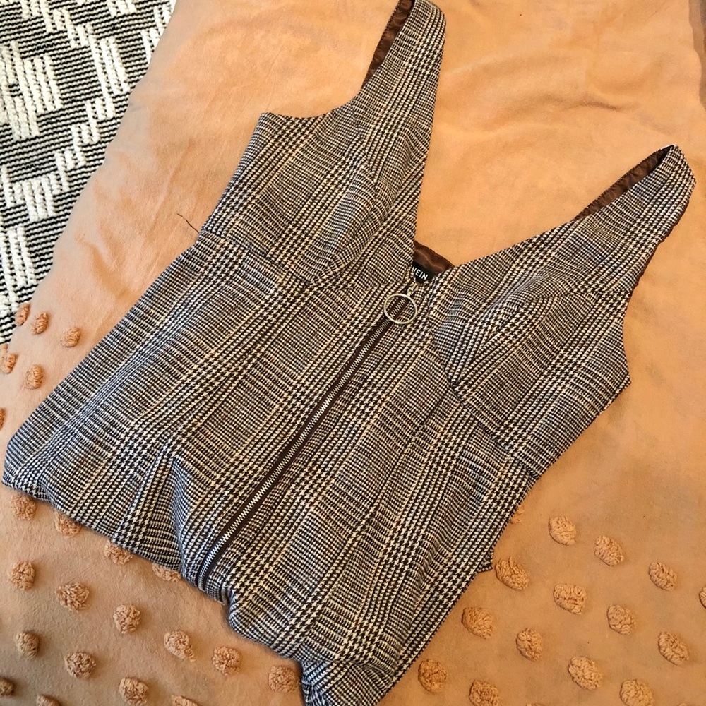 NWOT Plaid Zip Up Overall Dress